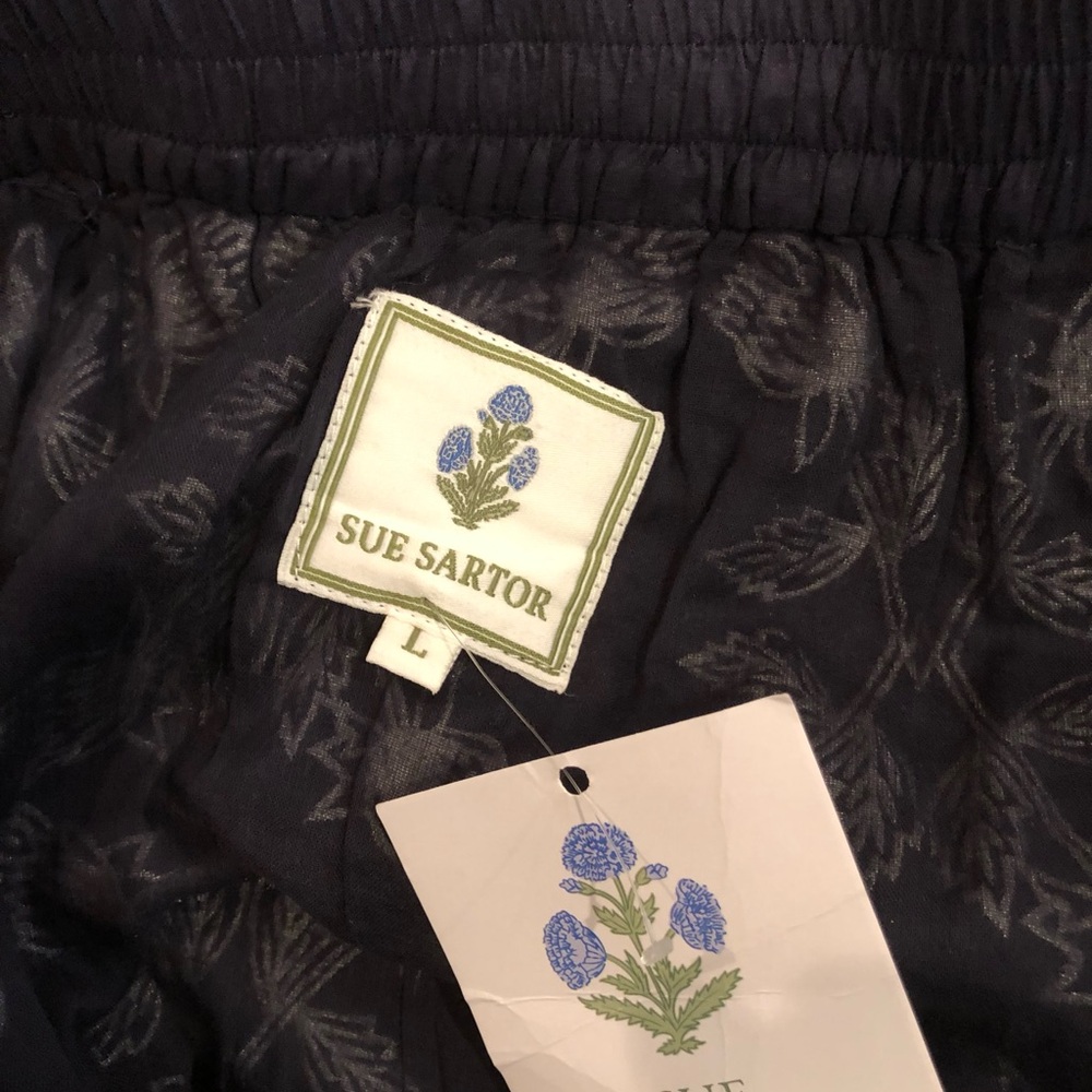 Sue Sartor Navy Embroidered Flounce Skirt - Picture 4 of 4